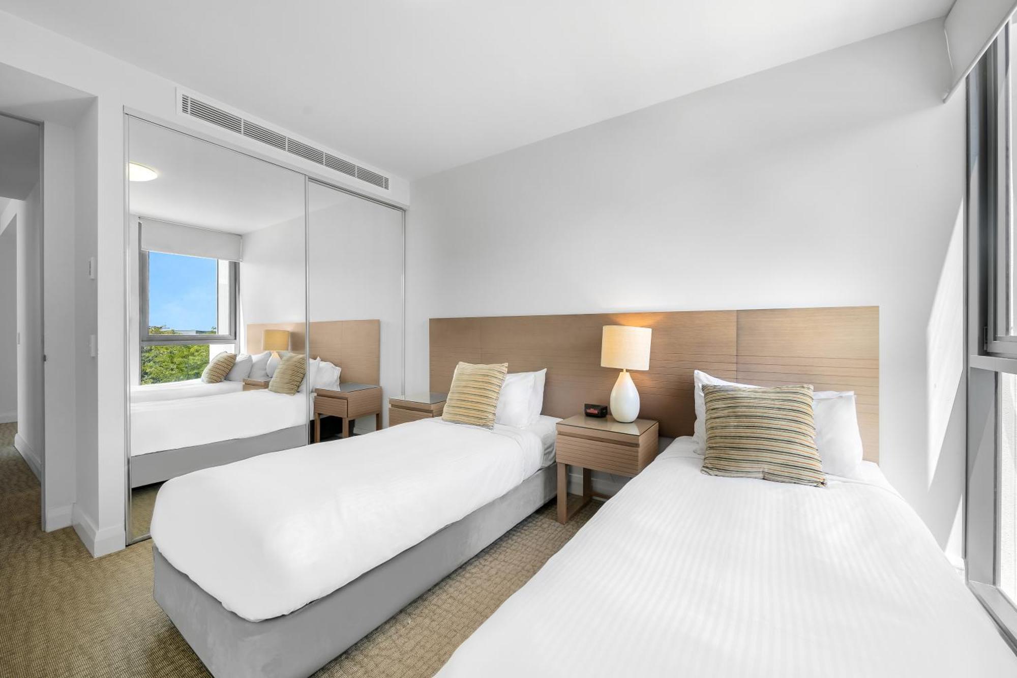 Oaks Redcliffe Mon Komo Suites Ngoại thất bức ảnh