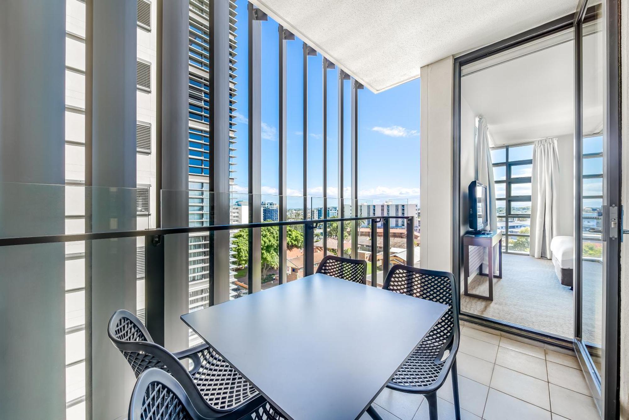 Oaks Redcliffe Mon Komo Suites Ngoại thất bức ảnh