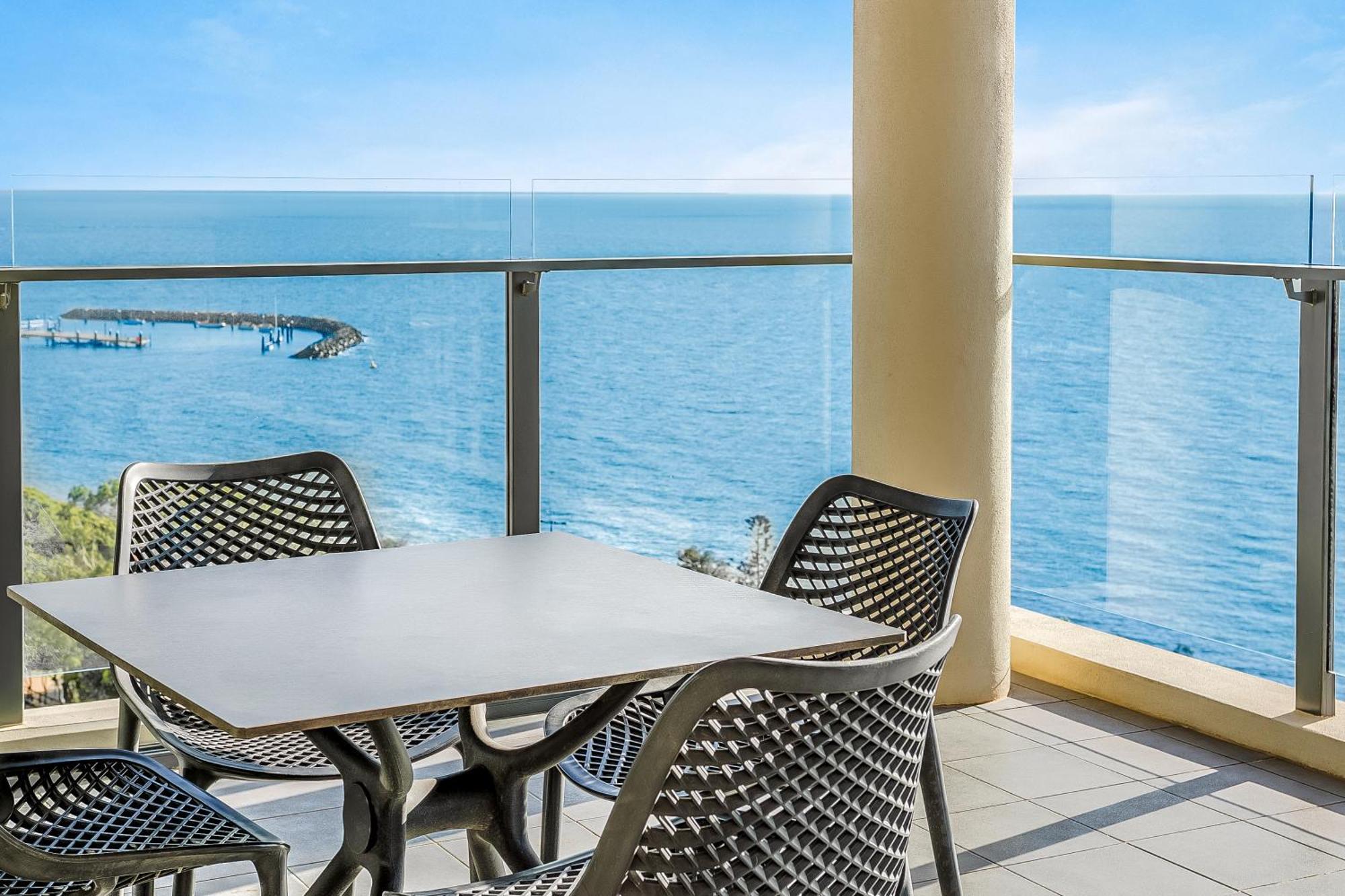 Oaks Redcliffe Mon Komo Suites Ngoại thất bức ảnh