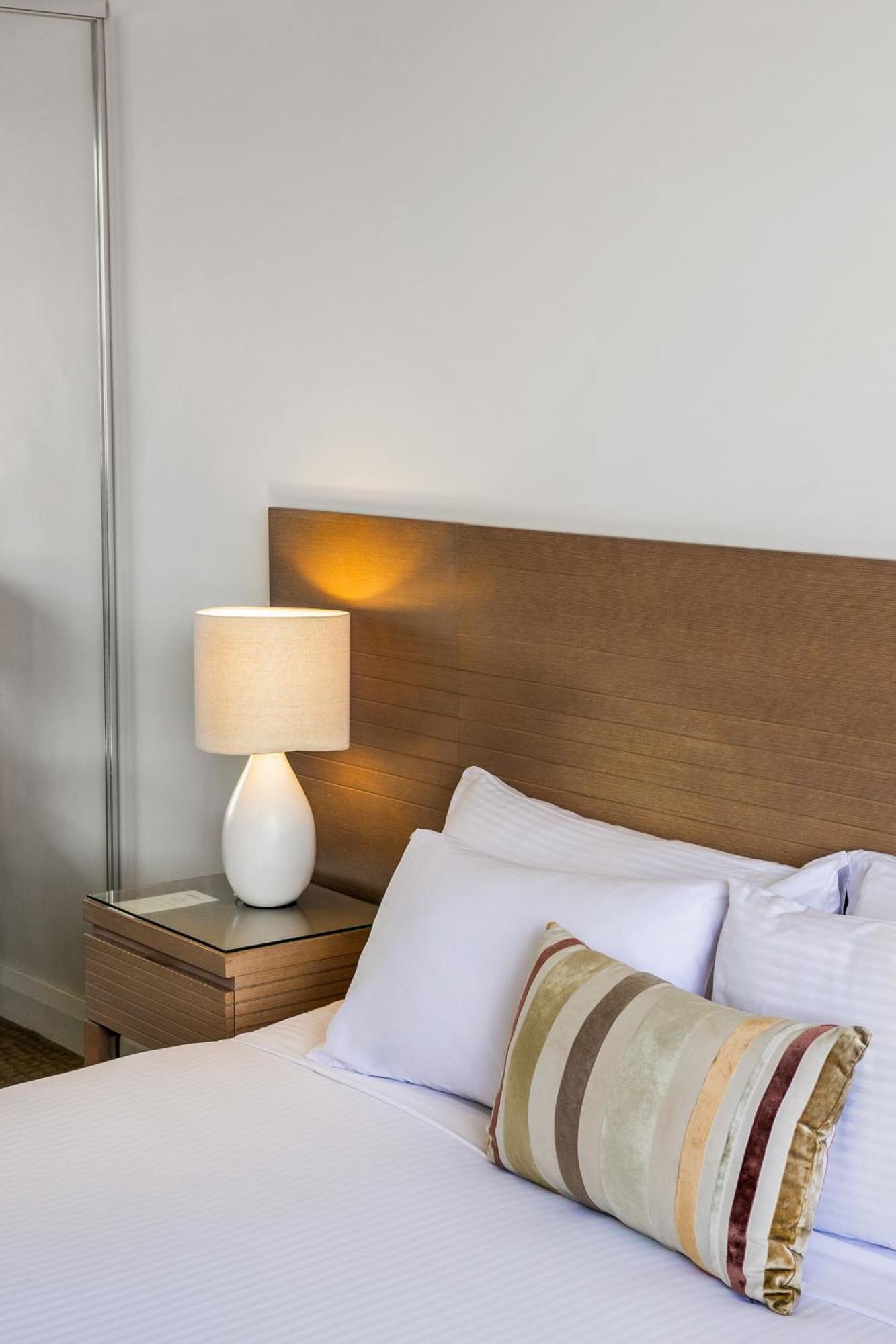 Oaks Redcliffe Mon Komo Suites Ngoại thất bức ảnh